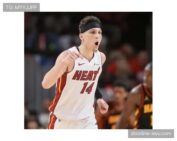 希罗无球跑位拉开空间，提升巴特勒单打效率